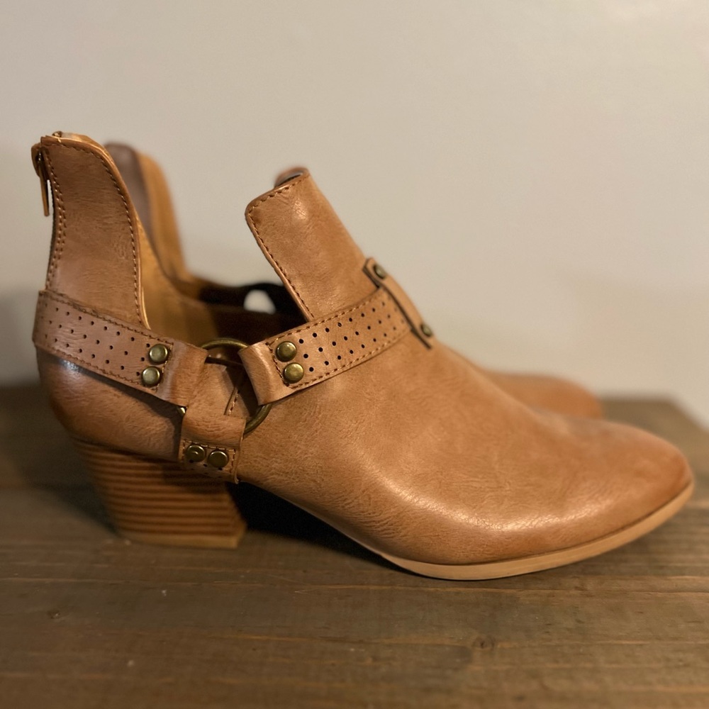 Women’s booties